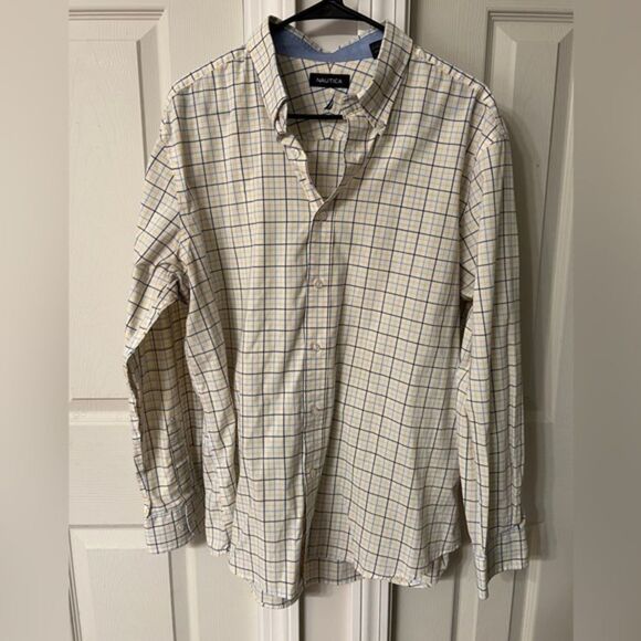 EUC Nautica Button Down Dress Shirt - Size XL - Picture 1 of 4
